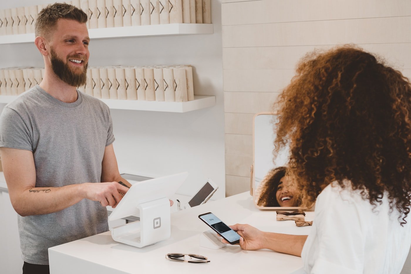WordPress vs Shopify comparison for small business websites