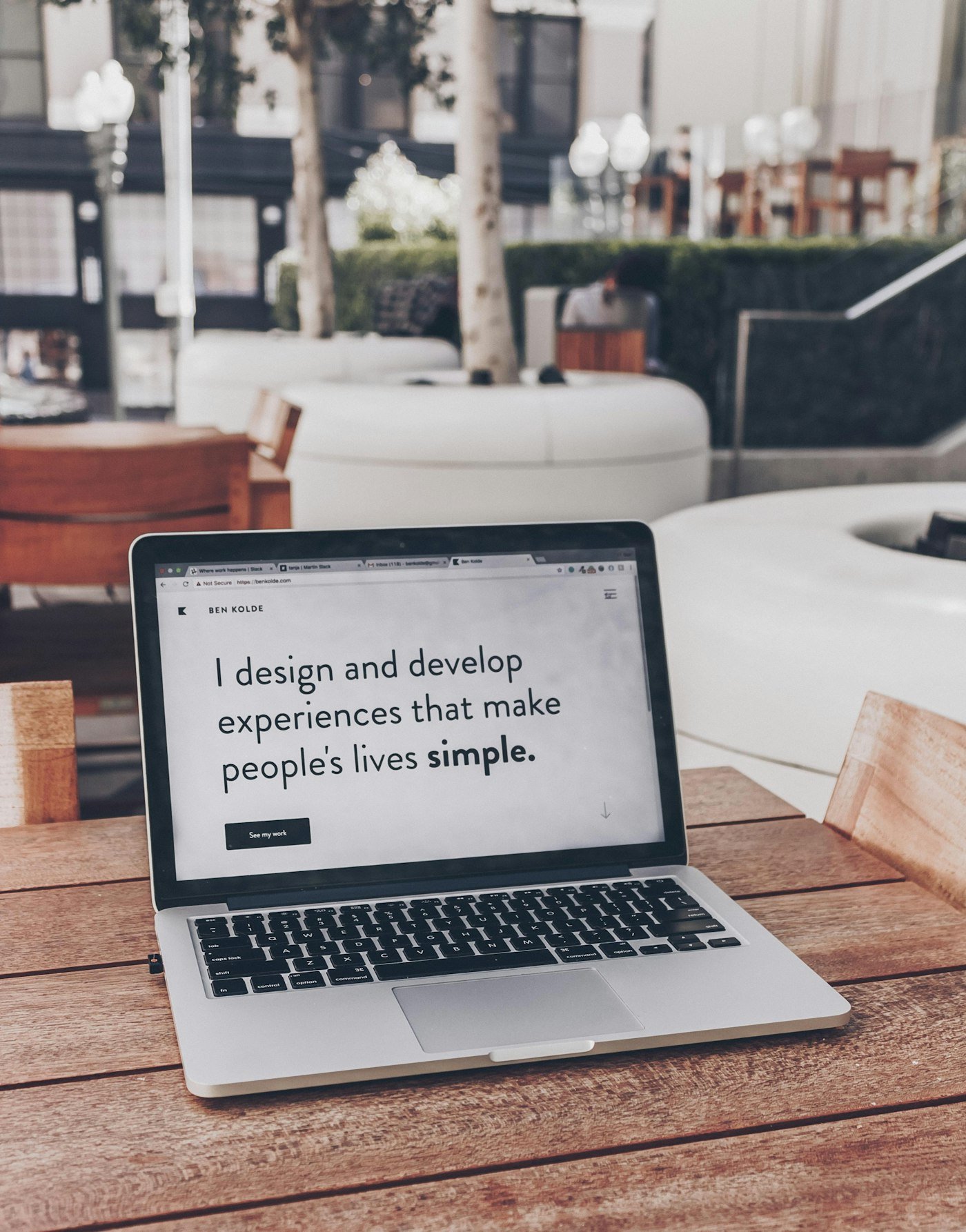 Landing page design structure for small business homepages